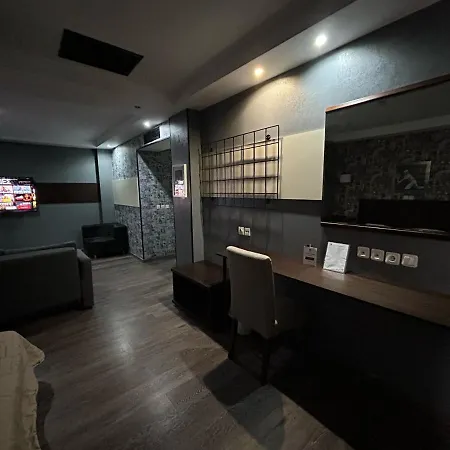 Athina Airport Thérmi