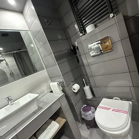 Hotell Athina Airport Thérmi