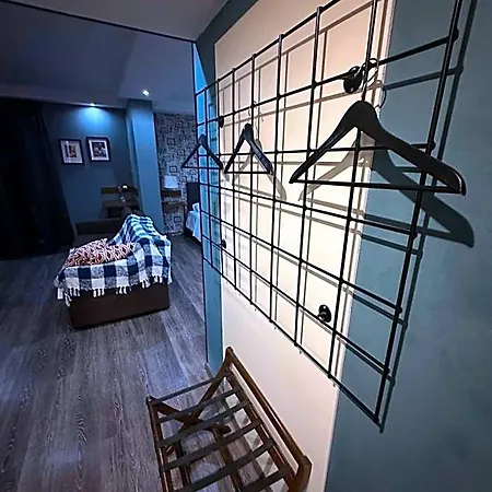 Hotel Athina Airport 3*