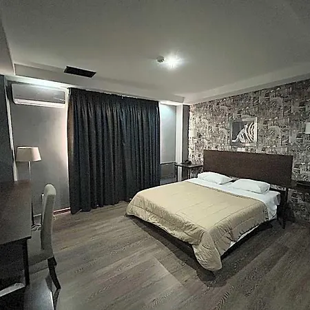 Athina Airport 3*