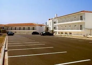 Hotel Athina Airport 3*