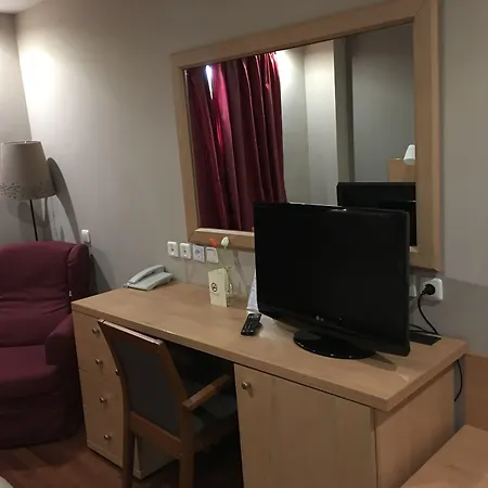 Athina Airport Hotel 3*