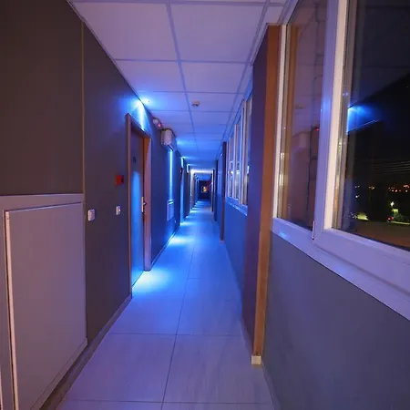 Hotel Athina Airport
