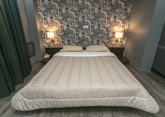 Athina Airport Hotell 3*